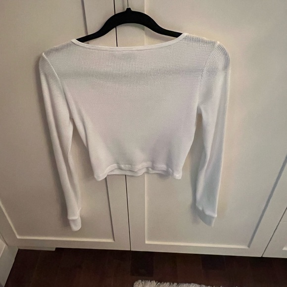 Aritzia - TNA Waffle Scoopneck Longsleeve in White, Size S - Picture 9 of 9